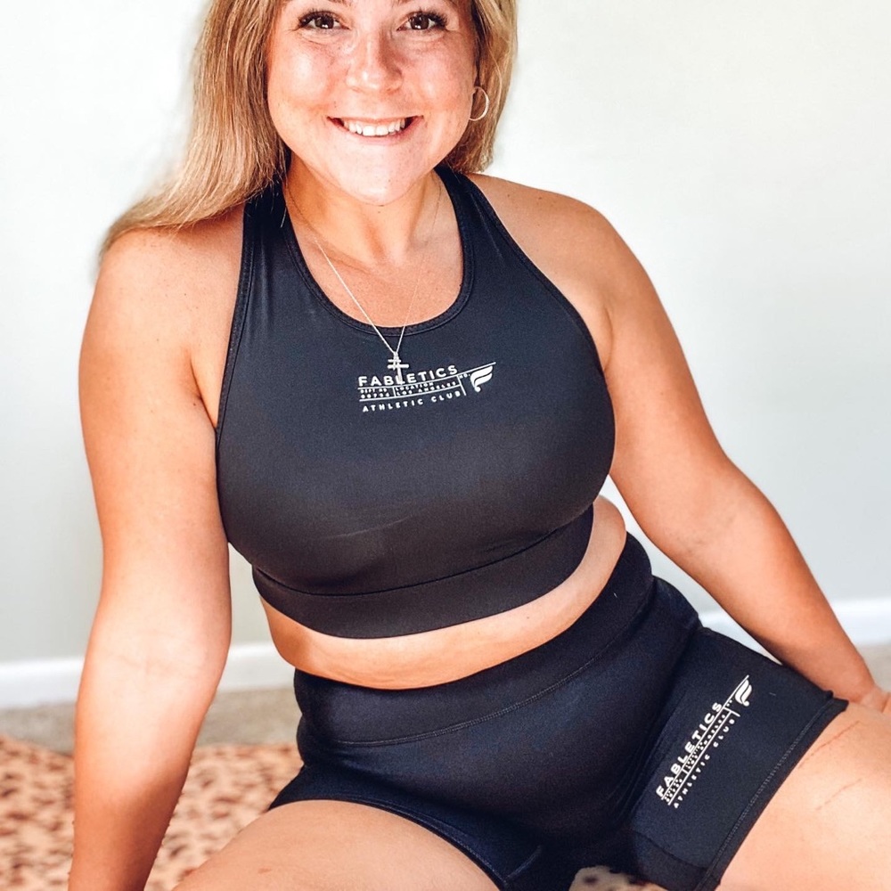 Fabletics outfit. Sports bra and 5”shorts